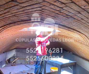 Cúpulas y Bóvedas León